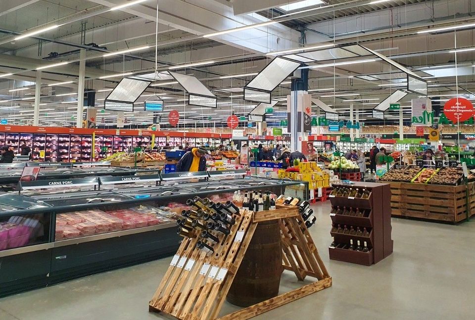 Programul supermarketurilor de Paște 2025