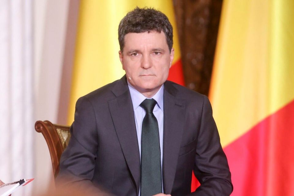 Ce scrie presa străină despre victoria lui Nicușor Dan