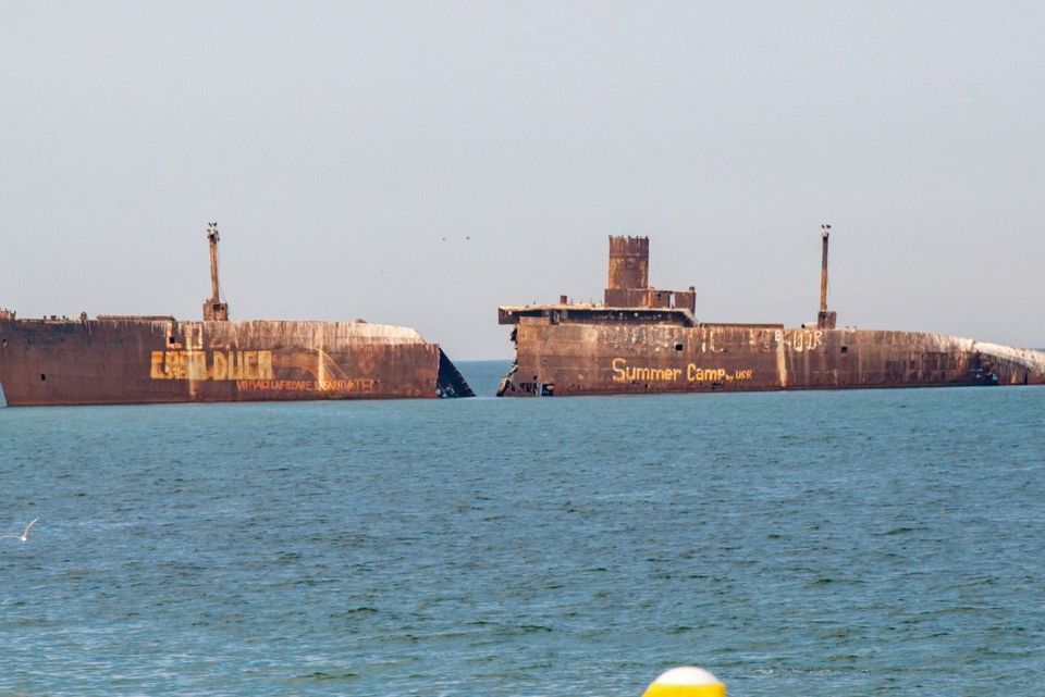 Trupul unei femei, descoperit plutind &icirc;n largul mării la Costinești.