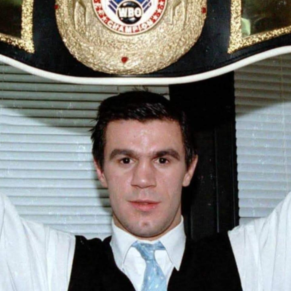 Lacrimi și aplauze pentru Mihai Leu