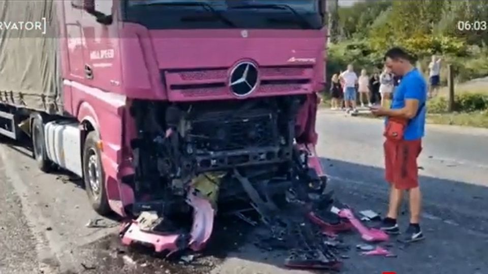 Un tată și un fiu din Maramureș și-au pierdut viața, după un accident tragic. Un tată și un fiu din Maramureș și-au pierdut viața, după un accident tragic.
