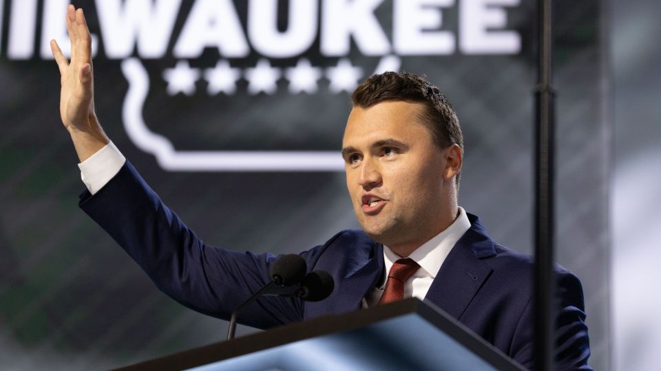 Suspectul asasin al lui Charlie Kirk și-a recunoscut vinovăția pe o aplicație de socializare. 