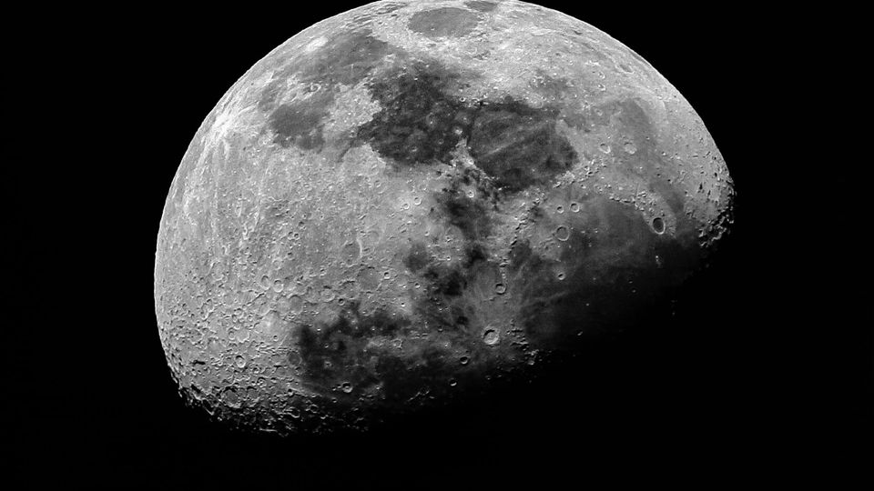 Un asteroid &icirc;nsoțește Păm&acirc;ntul p&acirc;nă &icirc;n 2083. 