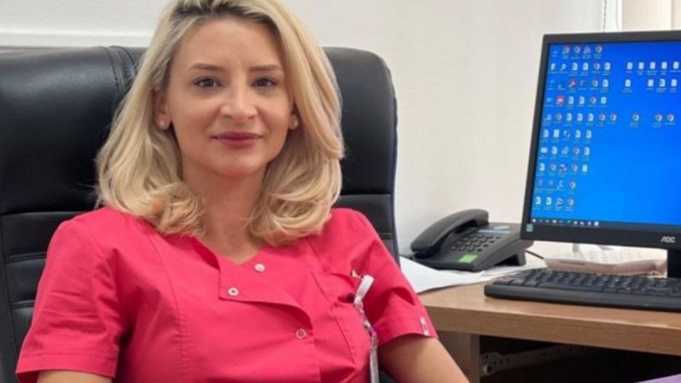 Doctorița Ștefania Szabo va fi înmormântată în uniforma medicală. Doctorița Ștefania Szabo va fi înmormântată în uniforma medicală.