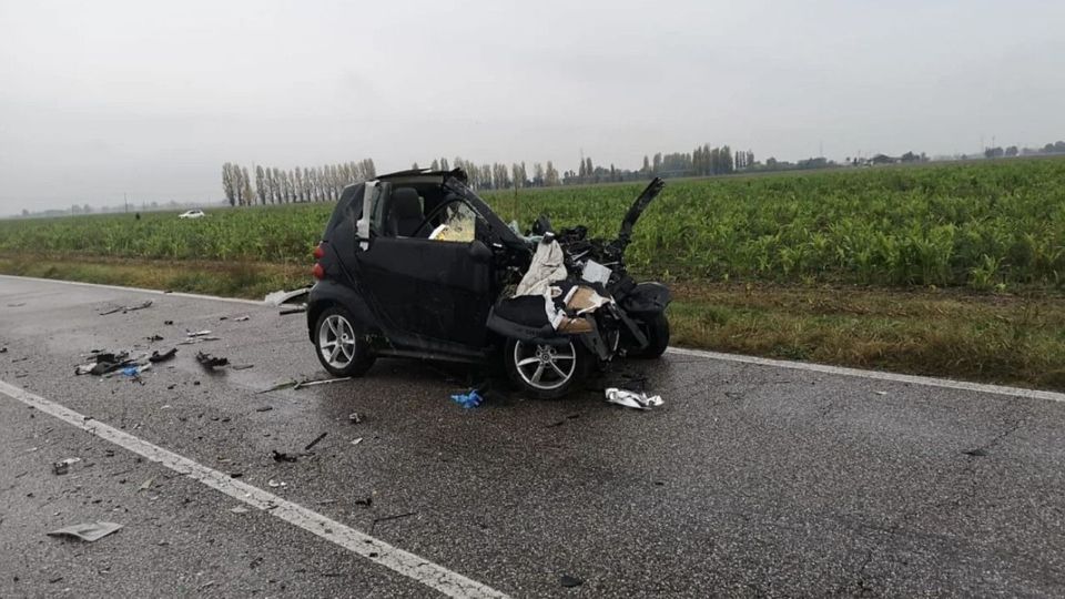O româncă din Italia a murit într-un accident de mașină O româncă din Italia a murit într-un accident de mașină