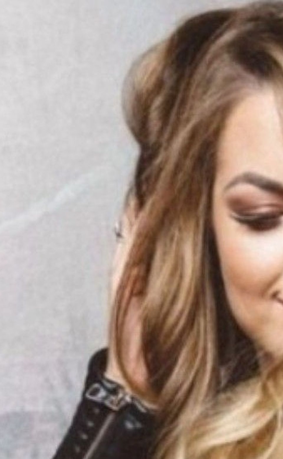 Ultimul mesaj pe care l-a trimis influencerița Stefanie, &icirc;nainte să fie gasită moartă &icirc;ntr-o valiză.