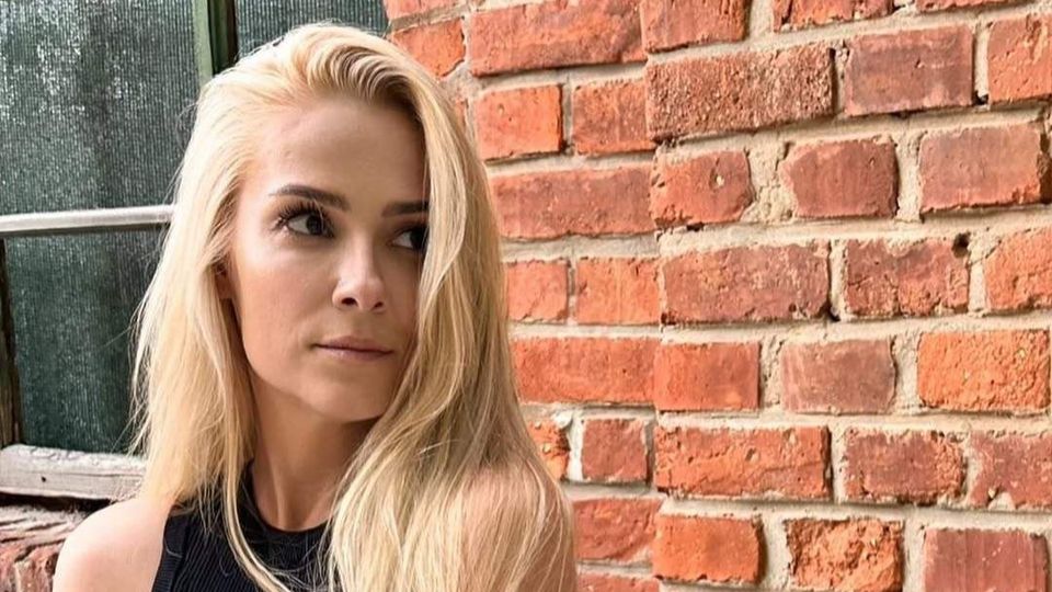 Elena, fosta soție a lui CRBL, într-o nouă relație