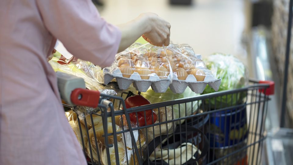 program supermarketuri revelion 