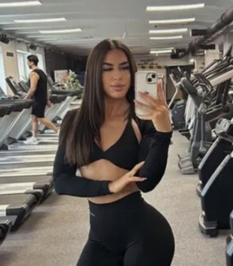 O influenceriță de 29 ani și-a pierdut viața, la două zile după ce a fost dată dispărută