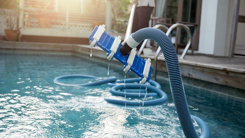 Robotul perfect pentru piscina ta: cum să faci cea mai bună alegere ?