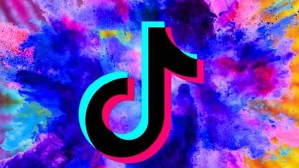 Topul celor mai populare melodii de pe Tik Tok