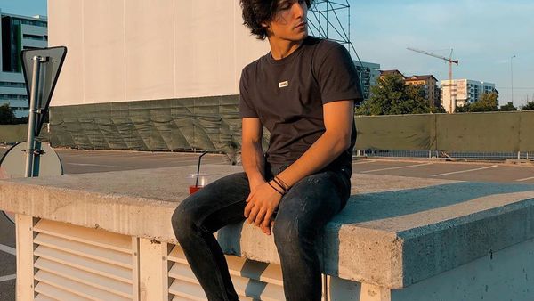 Mark Stam a lansat &bdquo;Pașii&rdquo;, o continuare a melodiei &bdquo;Lasă-mă&rdquo;