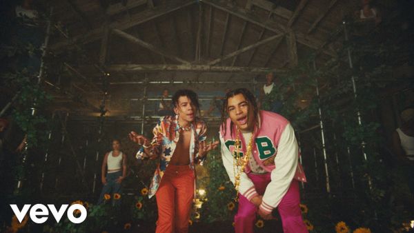 24KGOLDN feat. IANN DIOR - Mood