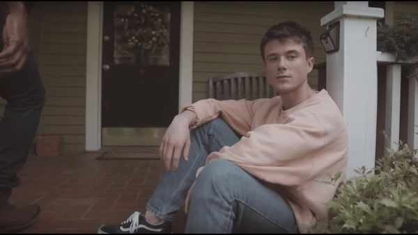 ALEC BENJAMIN - Let Me Down Slowly