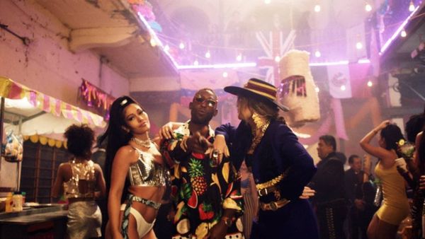 TINIE feat. SOFIA REYES & FARINA - Whoppa