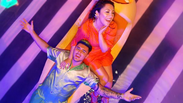 MARIO FRESH feat. ANDRA - Brate Straine