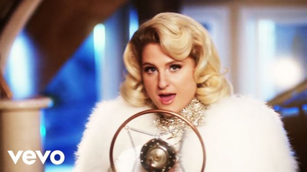 CNCO feat. MEGHAN TRAINOR & SEAN PAUL - Hey DJ