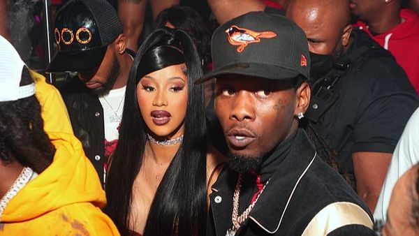 Cardi B, în pat cu Offset când a postat din greșeală o poză nud. Cei doi și-au anunțat divorțul acum o lună