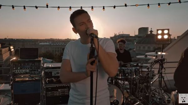 The Motans a lansat „Astrologic Vorbind”,  o piesă despre dragoste și regăsire