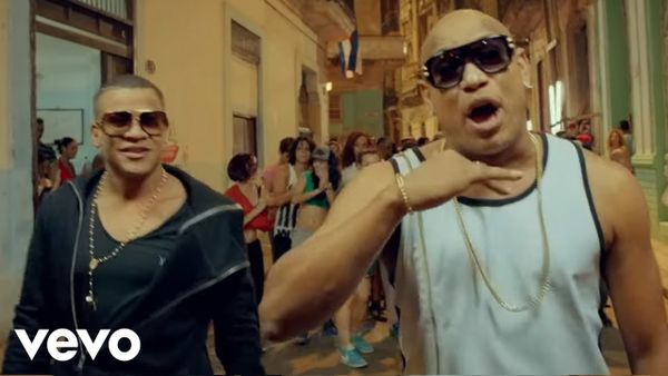 GENTE DE ZONA feat. MARC ANTHONY - La Gozadera