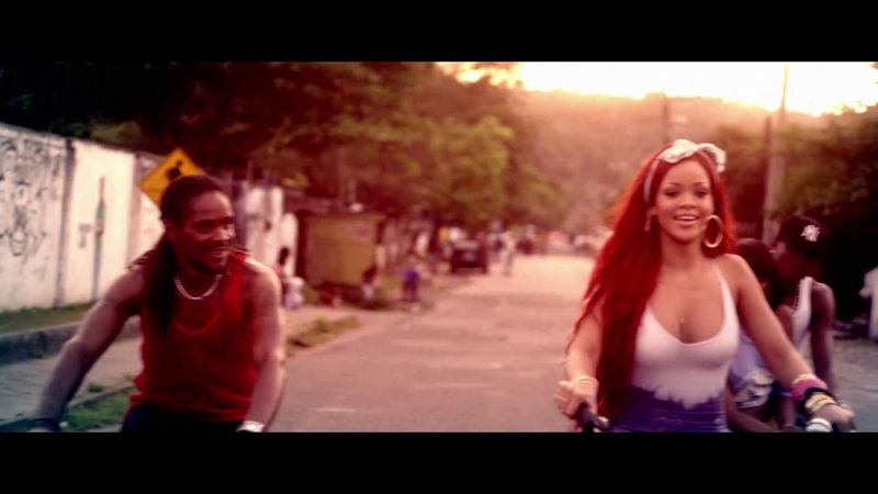 RIHANNA - Man Down
