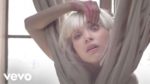 SIA - Chandelier