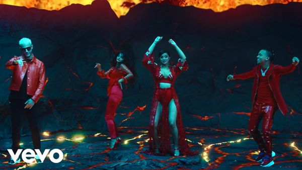 DJ SNAKE feat. SELENA GOMEZ - Taki Taki