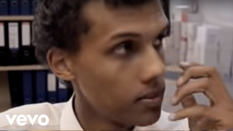 STROMAE - Alors On Danse
