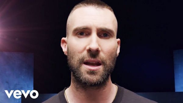 MAROON 5 feat. CARDI B - Girls Like You