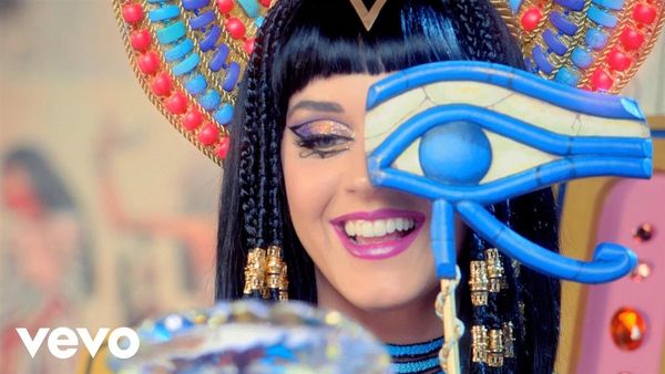 KATY PERRY - Dark Horse