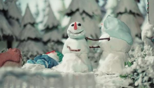 Sia a furat startul sărbătorilor de iarnă! Videoclip oficial Snowman