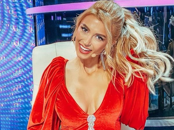 Andreea Bălan a ajuns la spital cu dureri de stomac