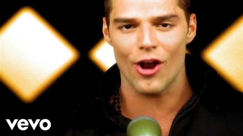 RICKY MARTIN - Livin La Vida Loca
