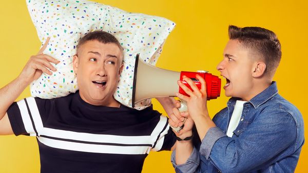 Scularea! &bdquo;Țibulcă și Orlando &icirc;ți reduc carantinarea&rdquo;