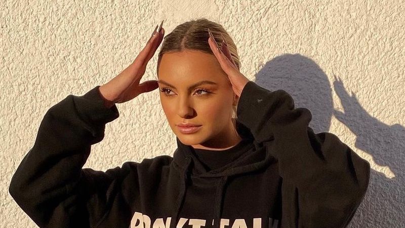 Alexandra Stan s-a despărțit de iubit: &bdquo;Sunt totuși, om&rdquo;