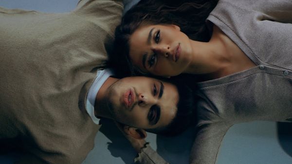 ANDREI BANUTA AND THEO ROSE - De Atatea Ori