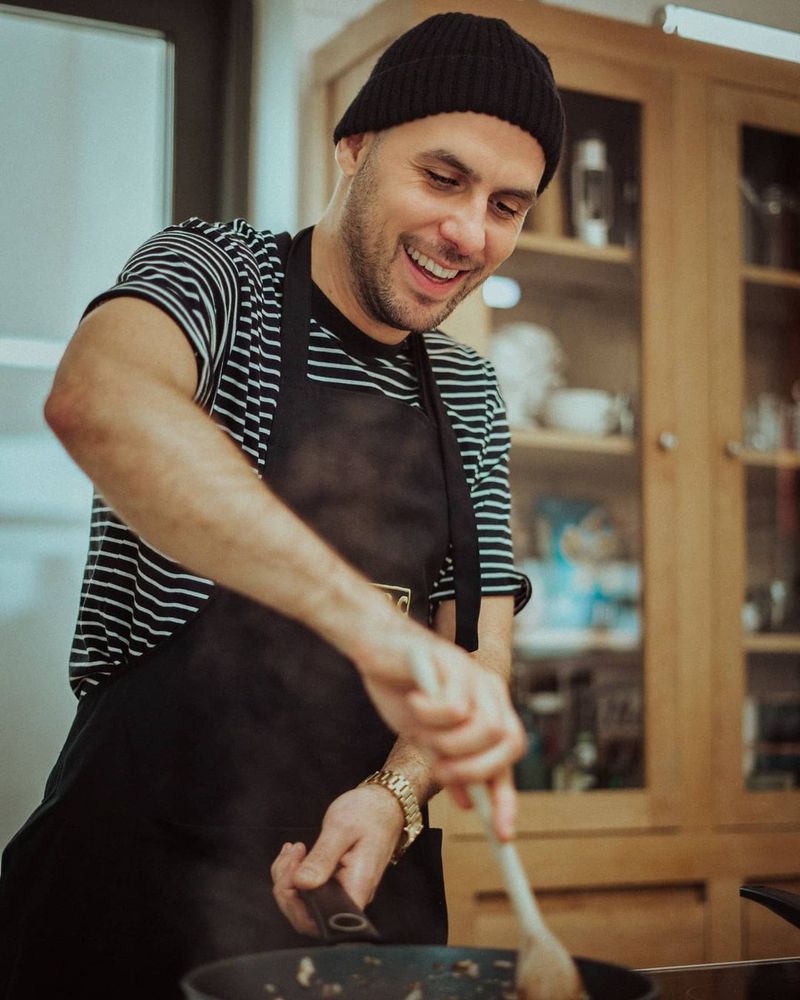 Deliric gătește pentru Inna