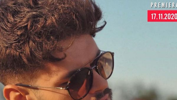 Edward Sanda a reg&acirc;ndit celebra piesă &bdquo;Drumurile  Noastre&rdquo;, interpretată de Dan Spătar