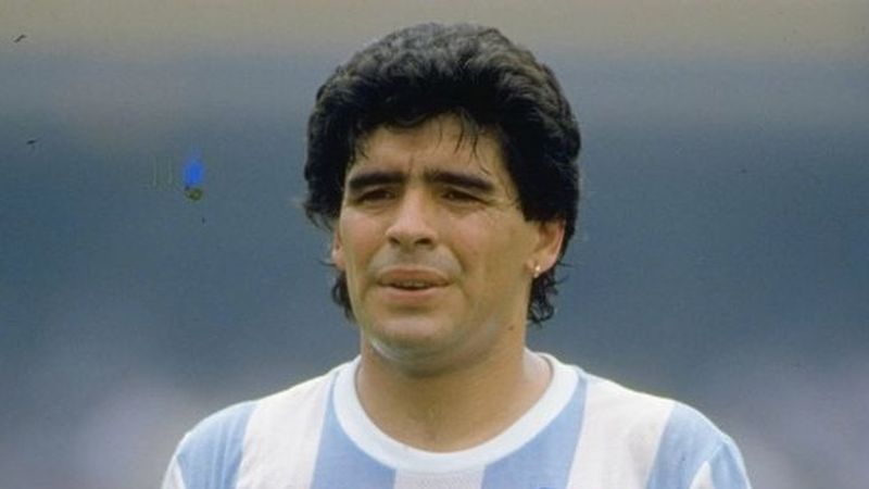 Vestea care a &icirc;ndoliat fotbalul mondial! Diego Maradona a murit