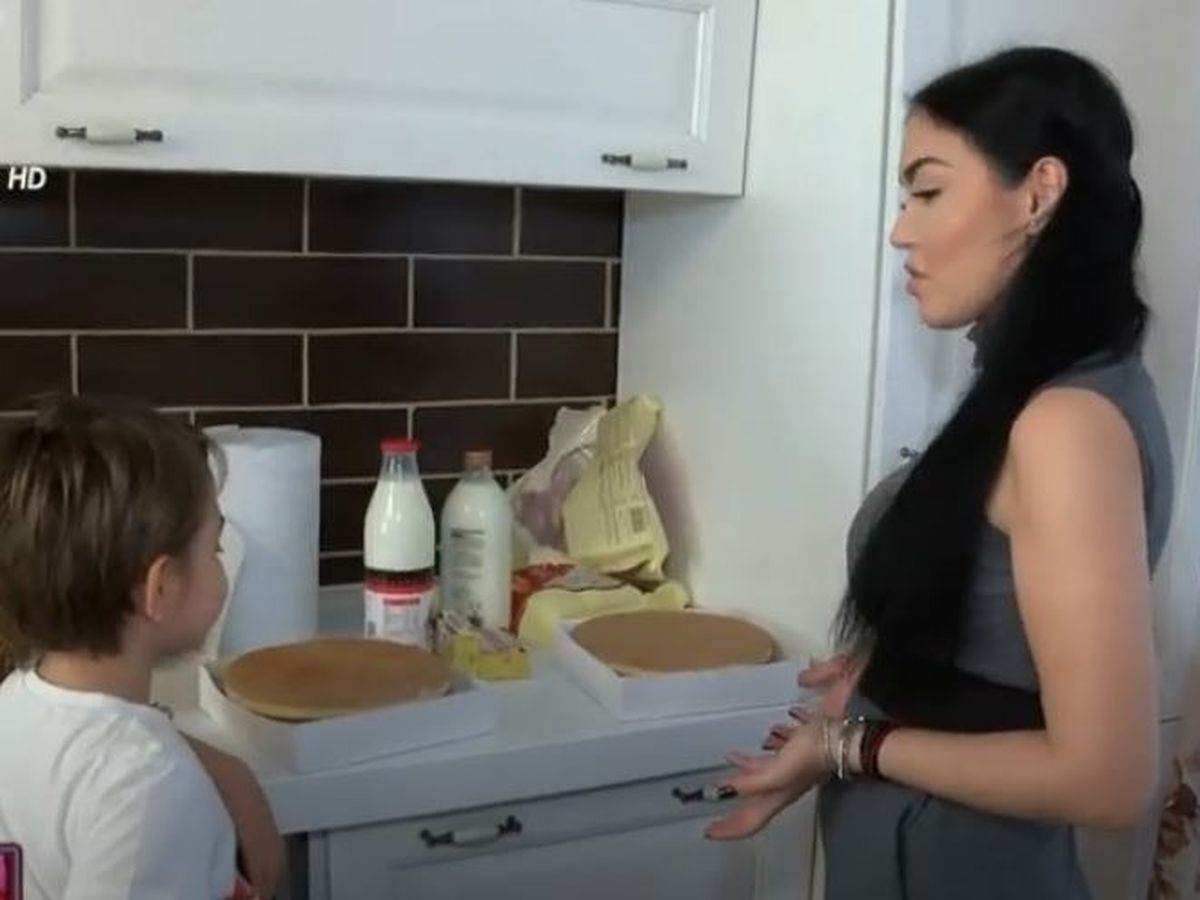 David Mantea și mama sa, Andreea Mantea