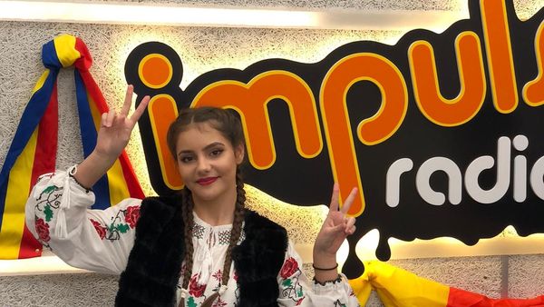Maria Popa, t&acirc;năra care c&acirc;ntă alături de CRBL &bdquo;Oficial &Icirc;mi merge bine&rdquo;, pentru prima dată la radio