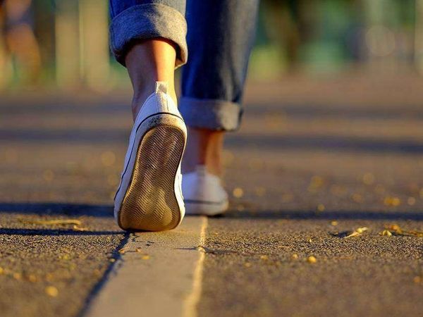 Un bărbat a mers 450 de kilometri pe jos, după ce s-a certat cu soţia! Voia doar să se calmeze