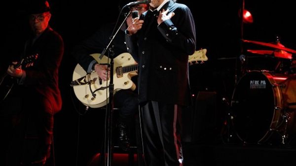 Bob Dylan și-a v&acirc;ndut catalogul muzical pe o sumă de nouă cifre