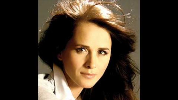 MADALINA MANOLE - Ei si ce