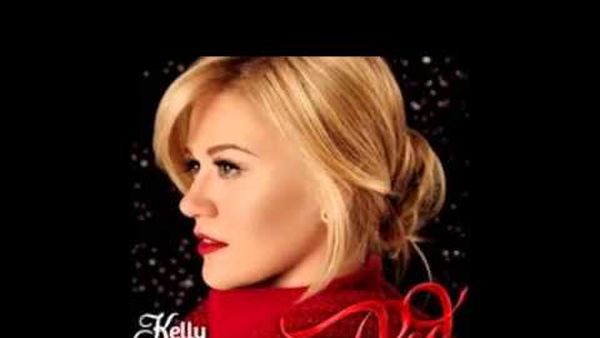 KELLY CLARKSON - Winter Dreams