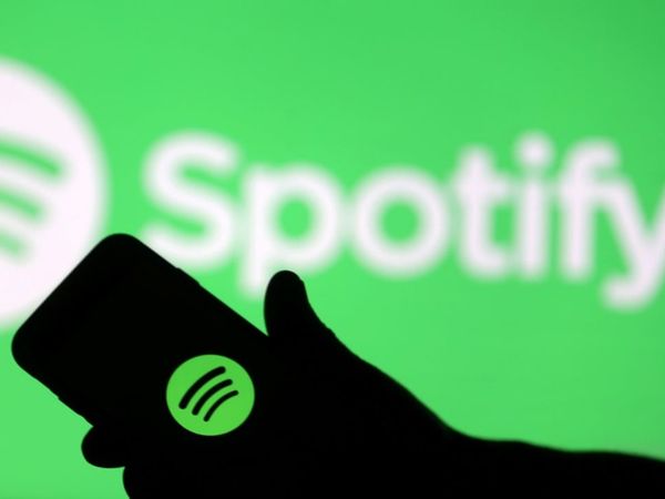 TOP 5 cei mai ascultati artiști și artiste din lume pe Spotify &icirc;n 2020