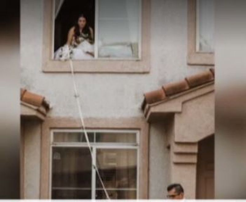 S-au căsătorit deși avea coronavirus 