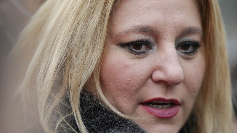 Diana Șoșoacă fără mască 