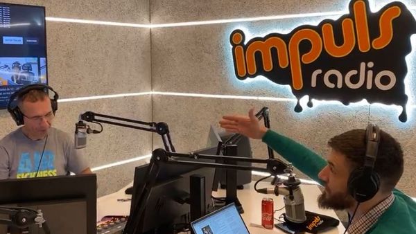 Concursul &bdquo;Pomana Porcului&rdquo; a ajuns la final! Mișu și Ștefan de la Uzina de Dume au oferit un porc unui ascultător Radio Impuls