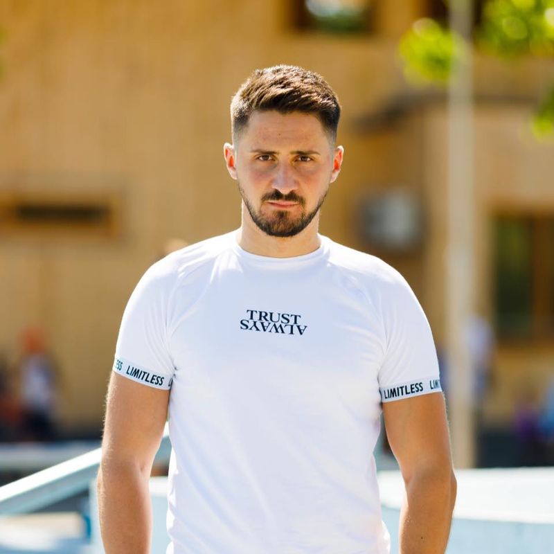 Andrei Ciobanu de la Survivor 